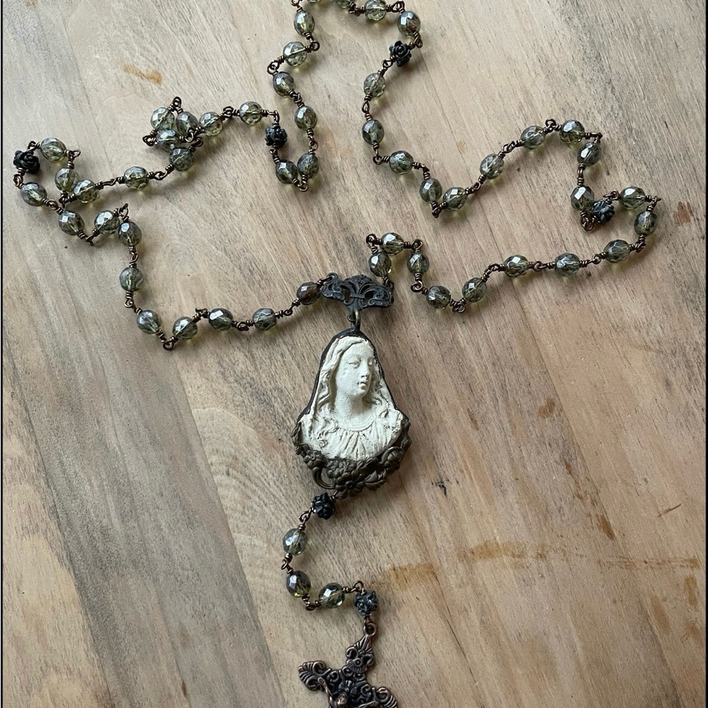 Virgin Mary rosary handmade antique inspired French Brocante - Picture 3 of 13